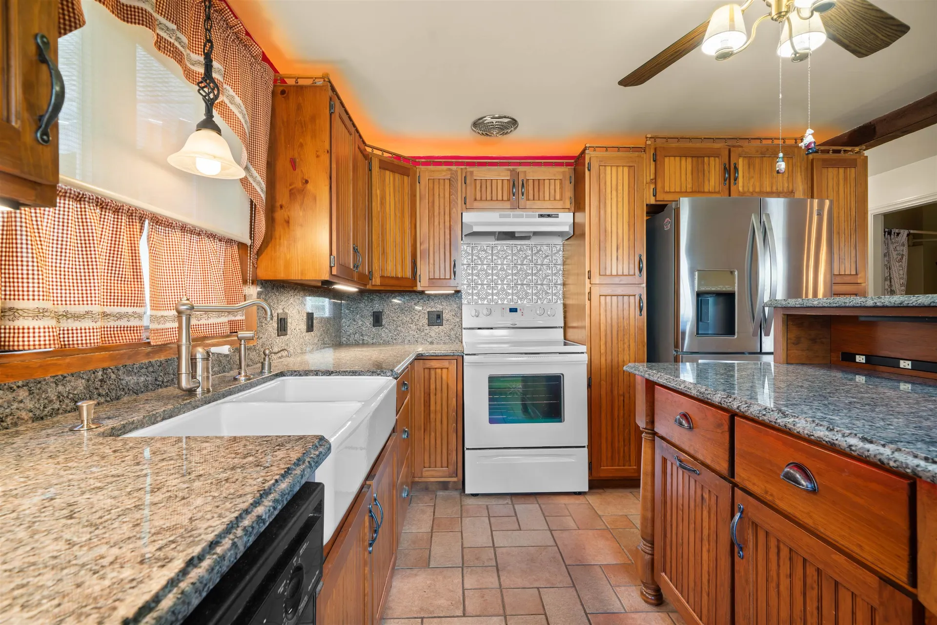 128 Holly Avenue Manchester NH 03103