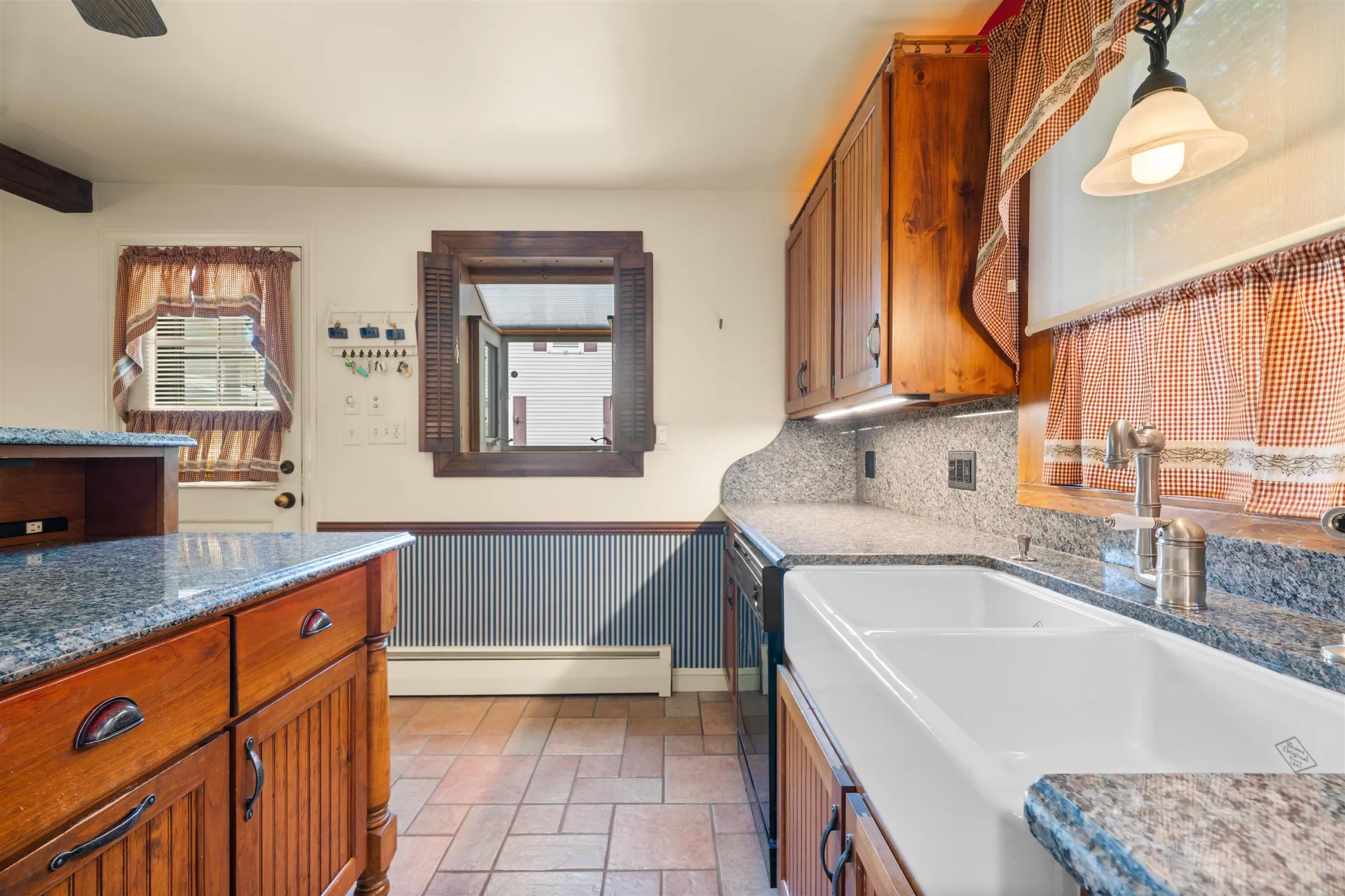 128 Holly Avenue Manchester NH 03103
