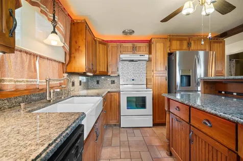 128 Holly Avenue Manchester NH 03103