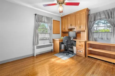 128 Holly Avenue Manchester NH 03103