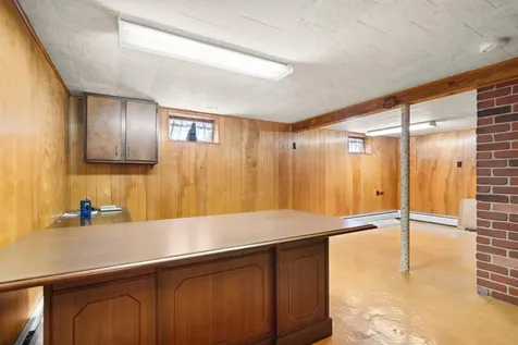 128 Holly Avenue Manchester NH 03103