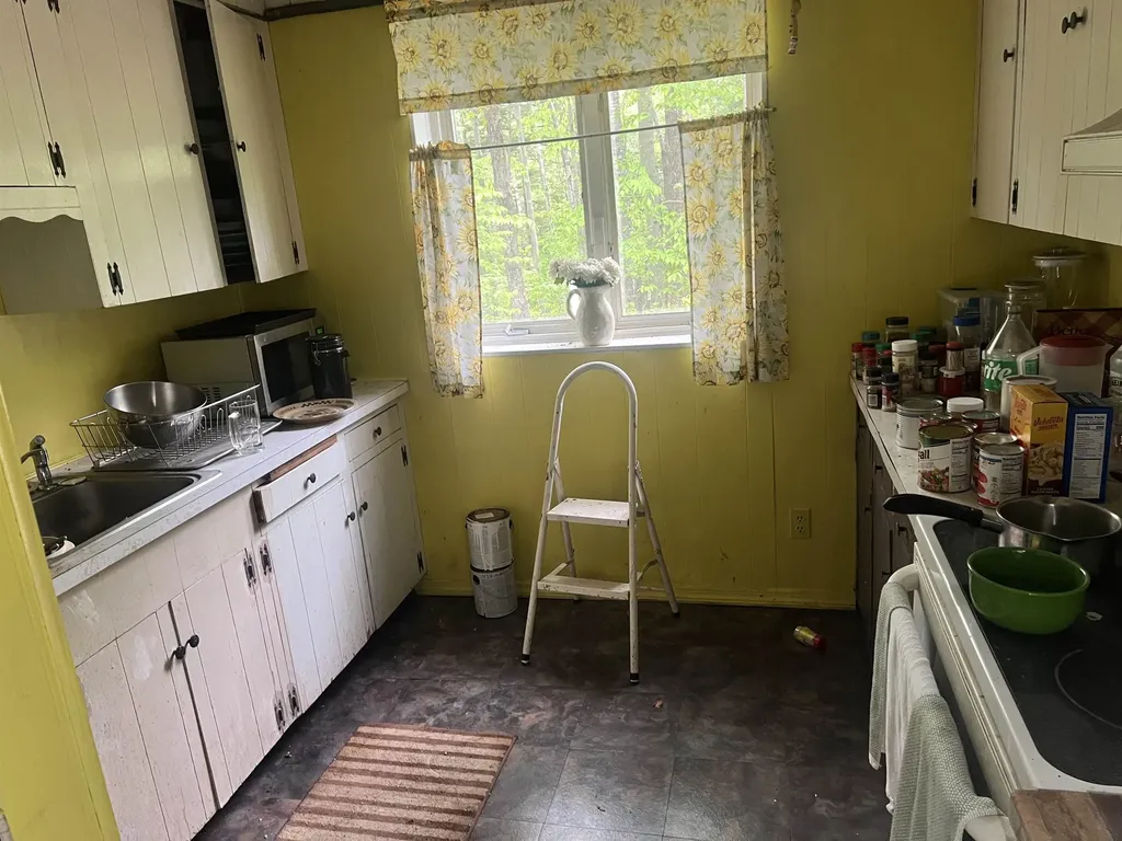 72 Mountain Drive New Durham NH 08355
