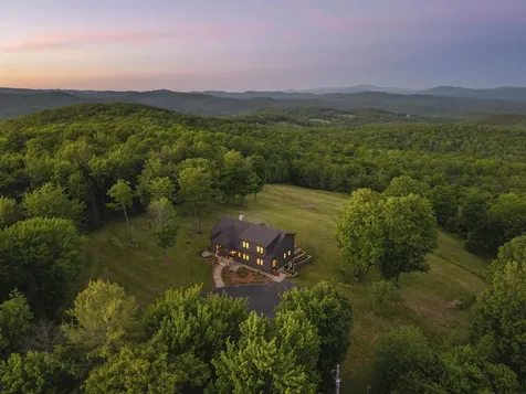 245 Turnpike Road Sharon VT 05070