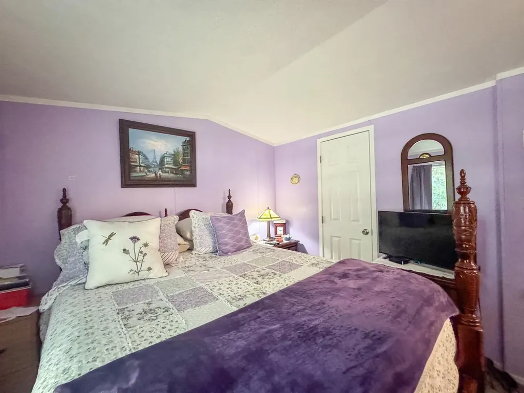 273 Shannon Road Colchester VT 05446