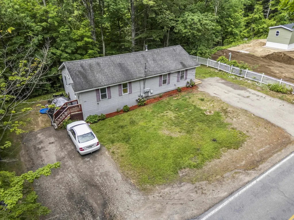 584 Chestnut Hill Road Farmington NH 03835