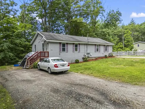 584 Chestnut Hill Road Farmington NH 03835