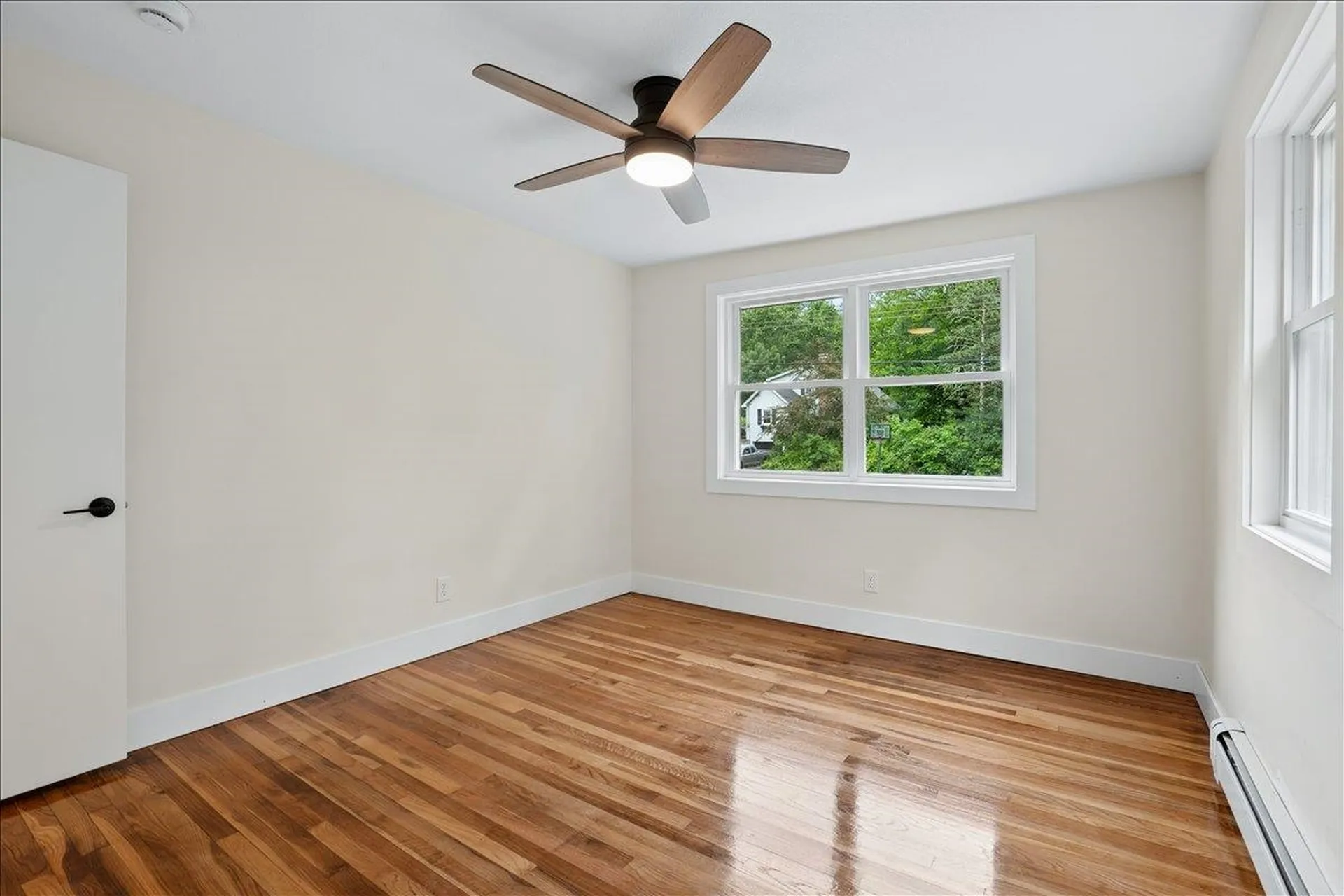 6 Horseshoe Lane Londonderry NH 03053