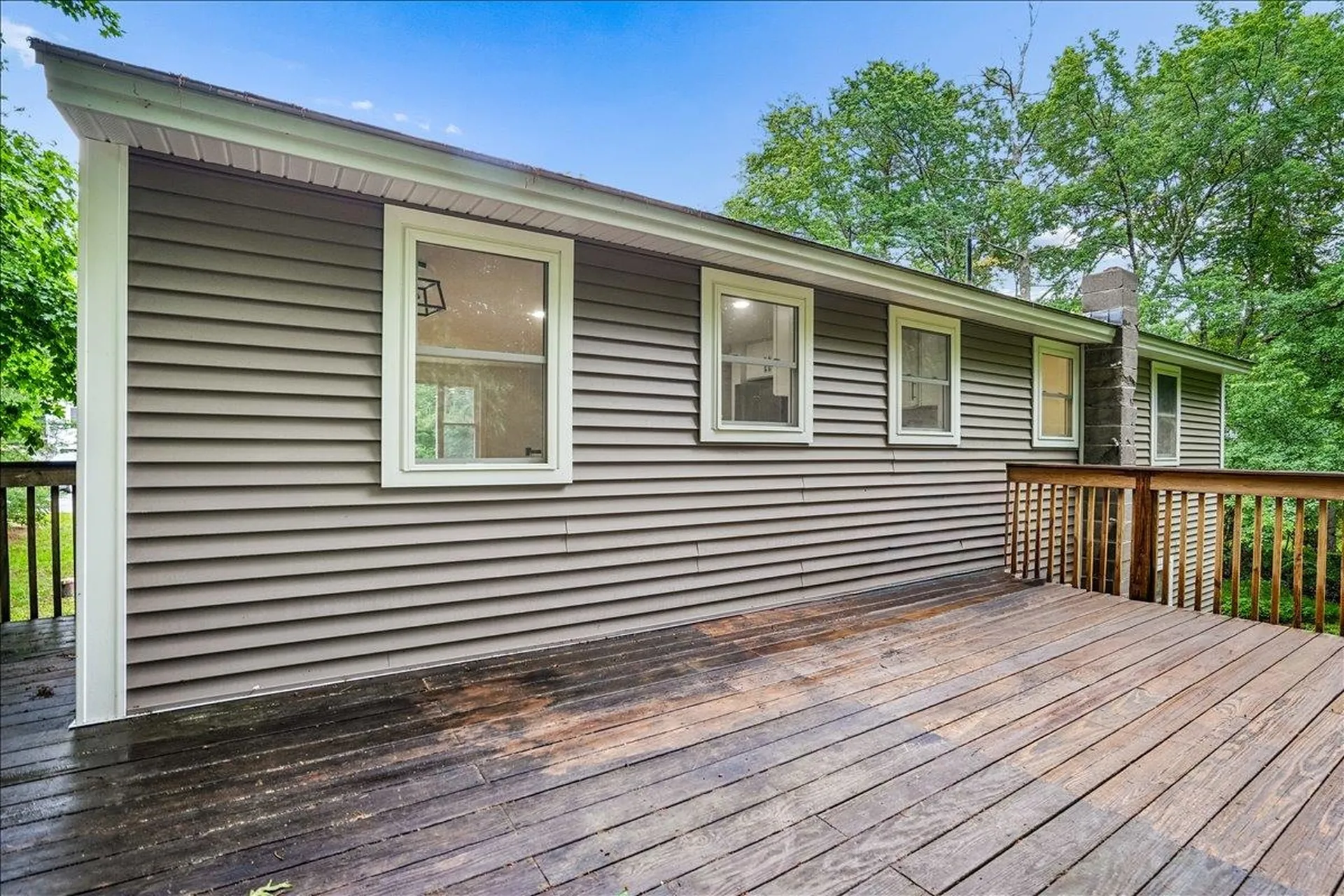 6 Horseshoe Lane Londonderry NH 03053