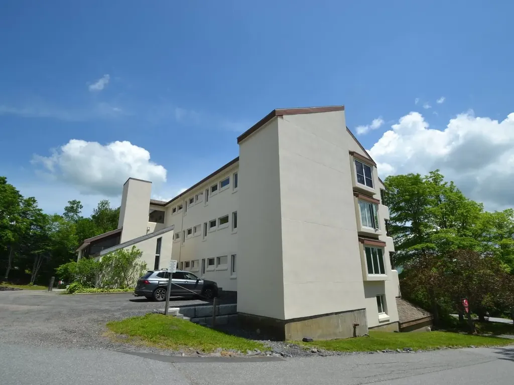 30 Mountainside Drive Warren VT 05674