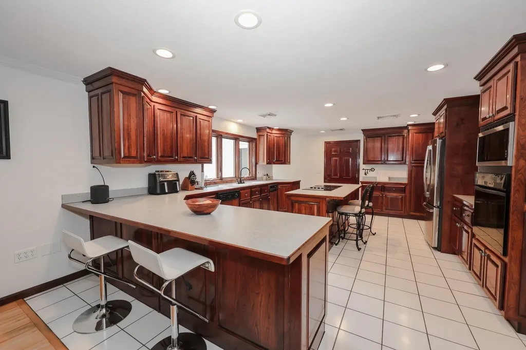 4 Cheney Lane Plaistow NH 03865