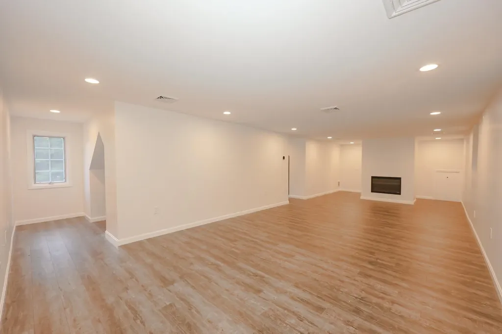 4 Cheney Lane Plaistow NH 03865