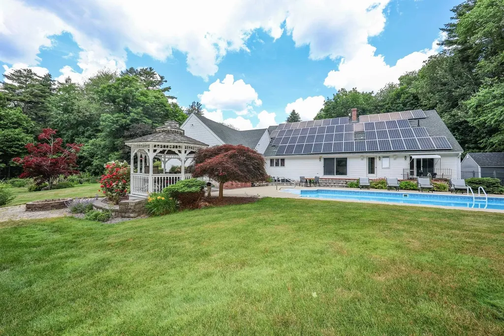 4 Cheney Lane Plaistow NH 03865