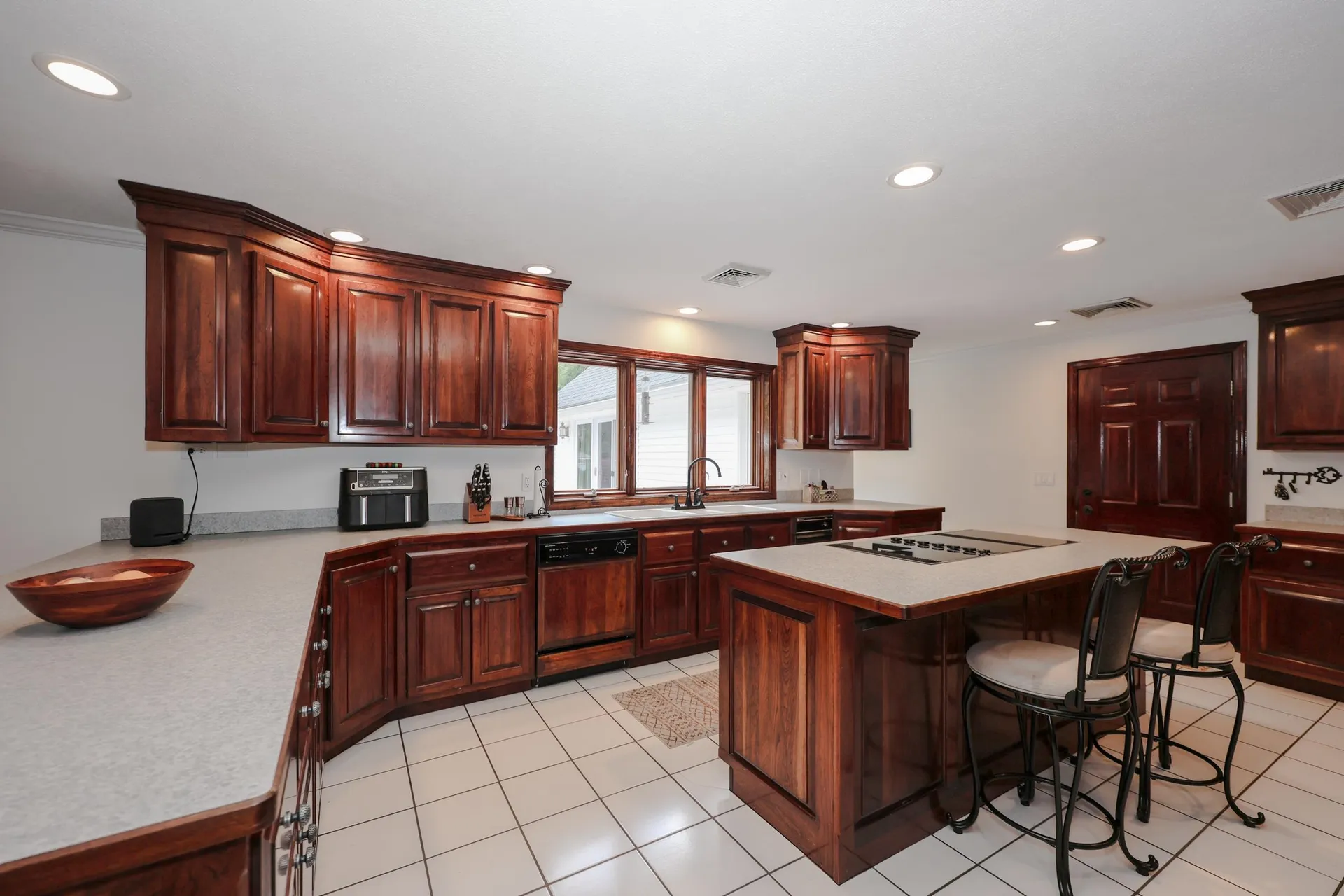 4 Cheney Lane Plaistow NH 03865