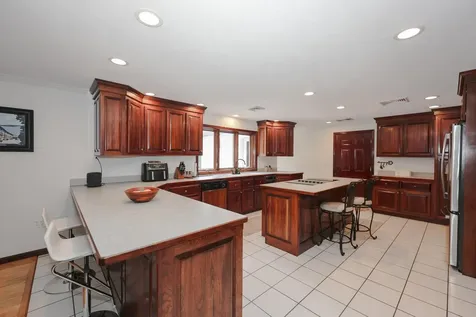 4 Cheney Lane Plaistow NH 03865