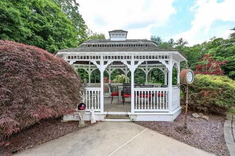 4 Cheney Lane Plaistow NH 03865