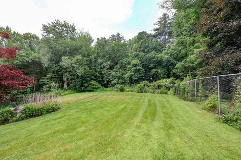 4 Cheney Lane Plaistow NH 03865
