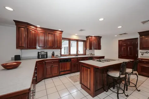 4 Cheney Lane Plaistow NH 03865