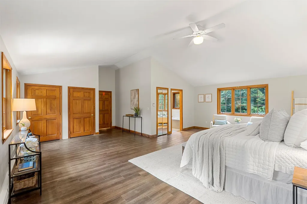 1 Danbury Circle Amherst NH 03031