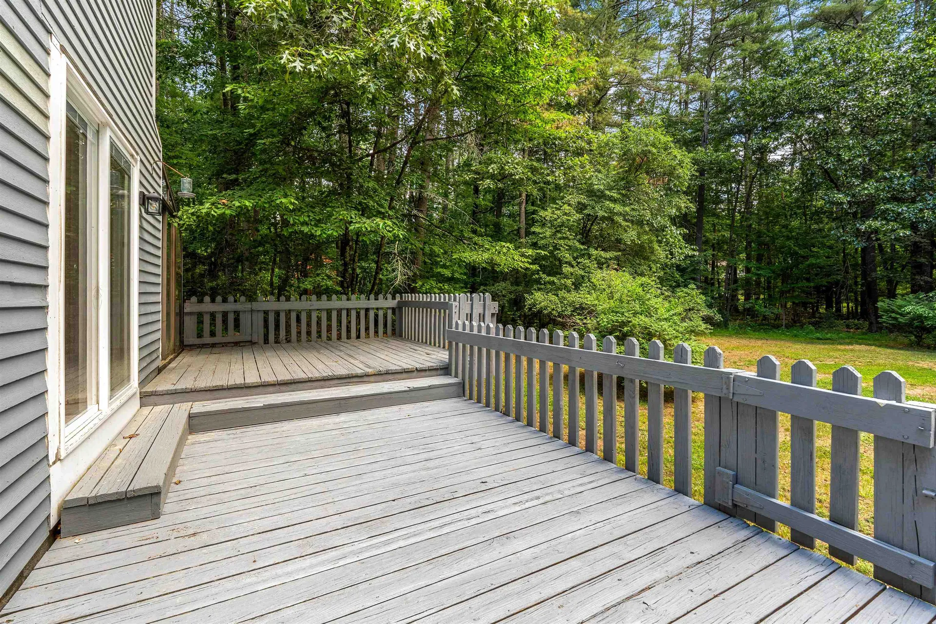 1 Danbury Circle Amherst NH 03031