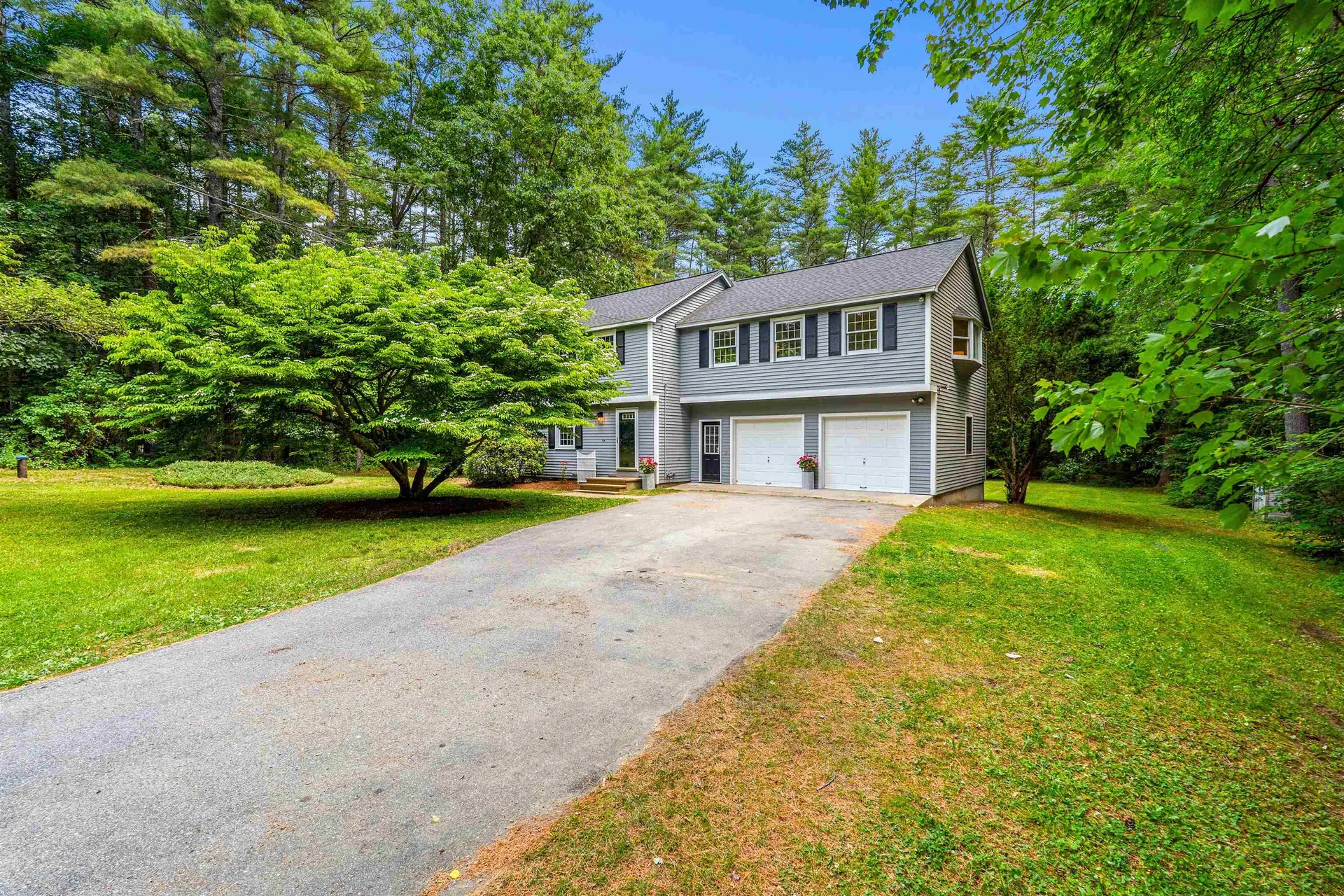 1 Danbury Circle Amherst NH 03031