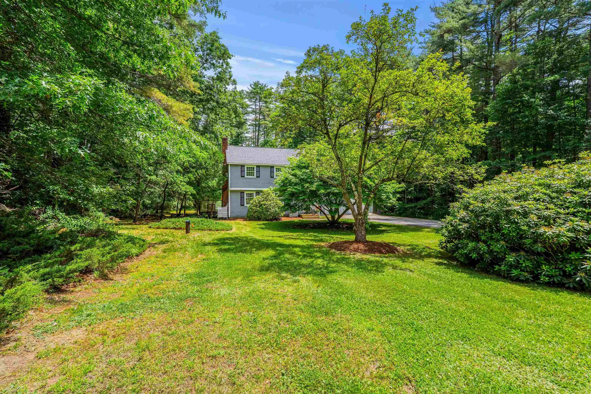 1 Danbury Circle Amherst NH 03031