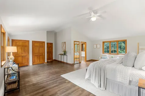 1 Danbury Circle Amherst NH 03031