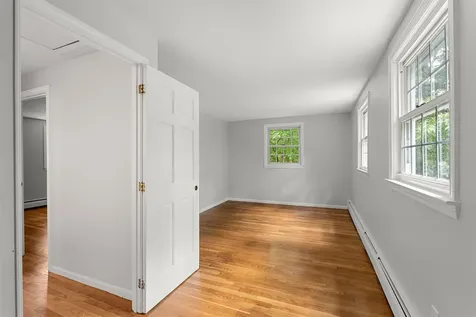 1 Danbury Circle Amherst NH 03031