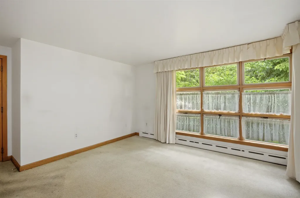 30 Skyline Drive Gilford NH 03249