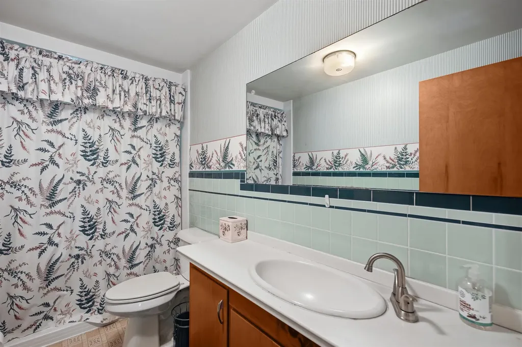 30 Skyline Drive Gilford NH 03249