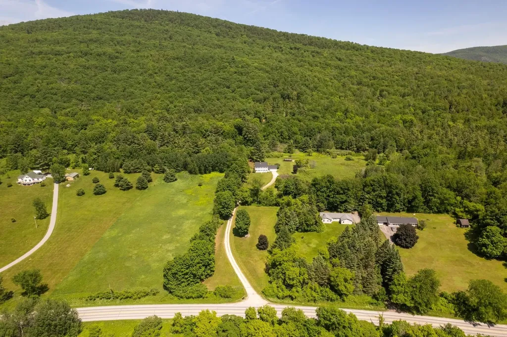 5876 Route 7 Pittsford VT 05763