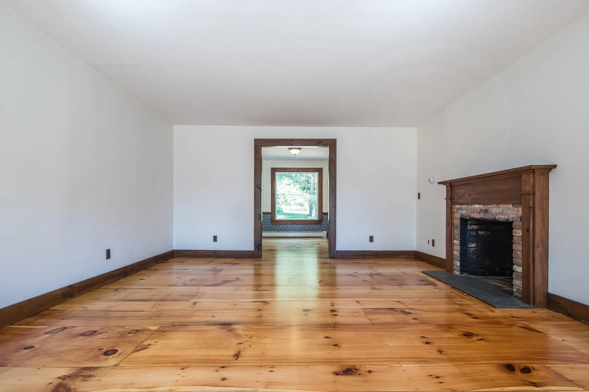 5876 Route 7 Pittsford VT 05763
