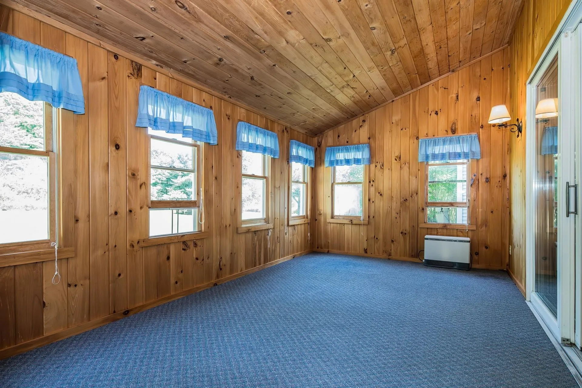 5876 Route 7 Pittsford VT 05763
