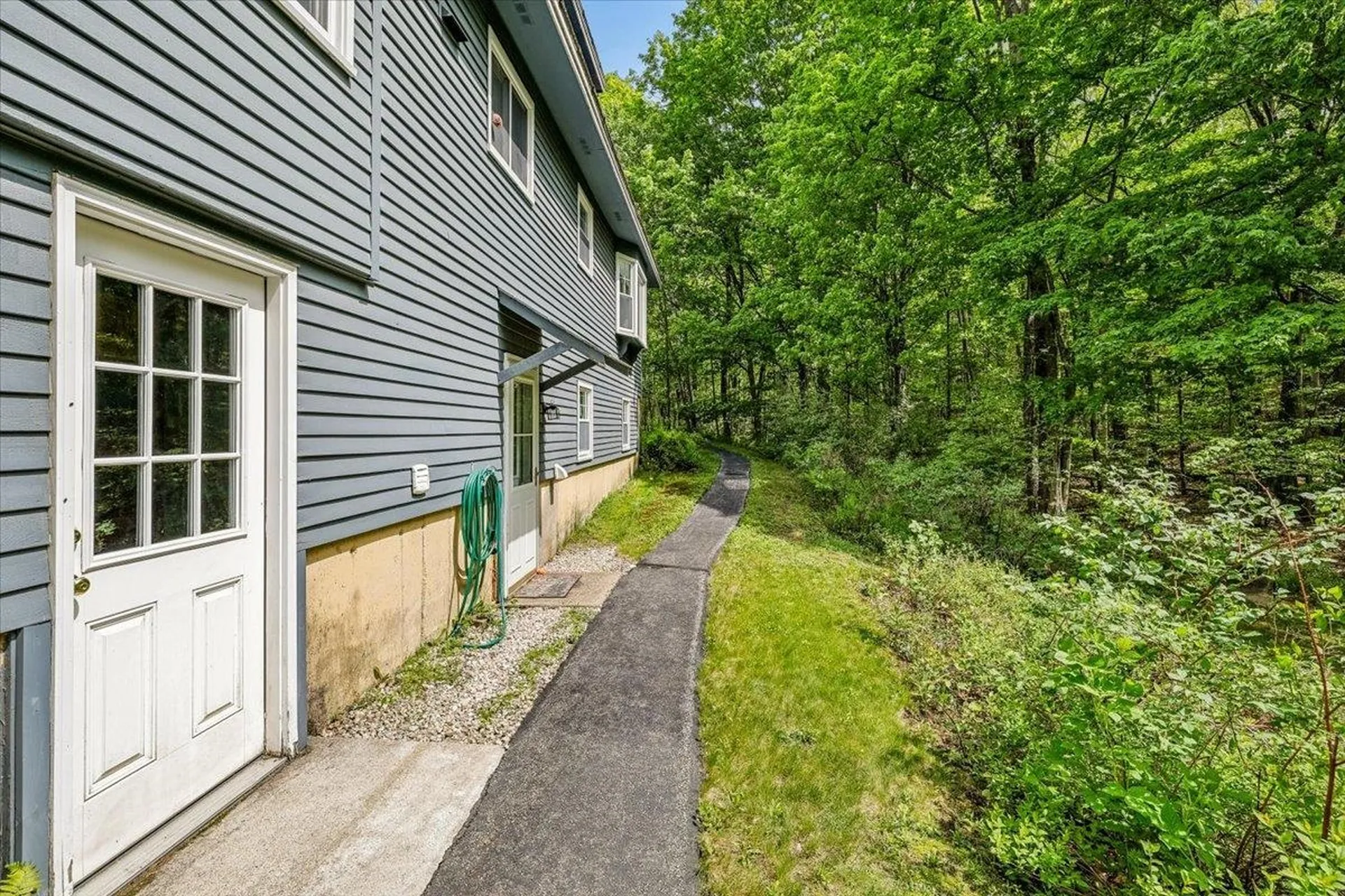 87 Woodhill Road Bow NH 03304