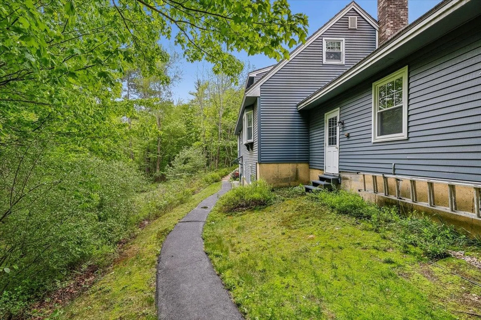 87 Woodhill Road Bow NH 03304