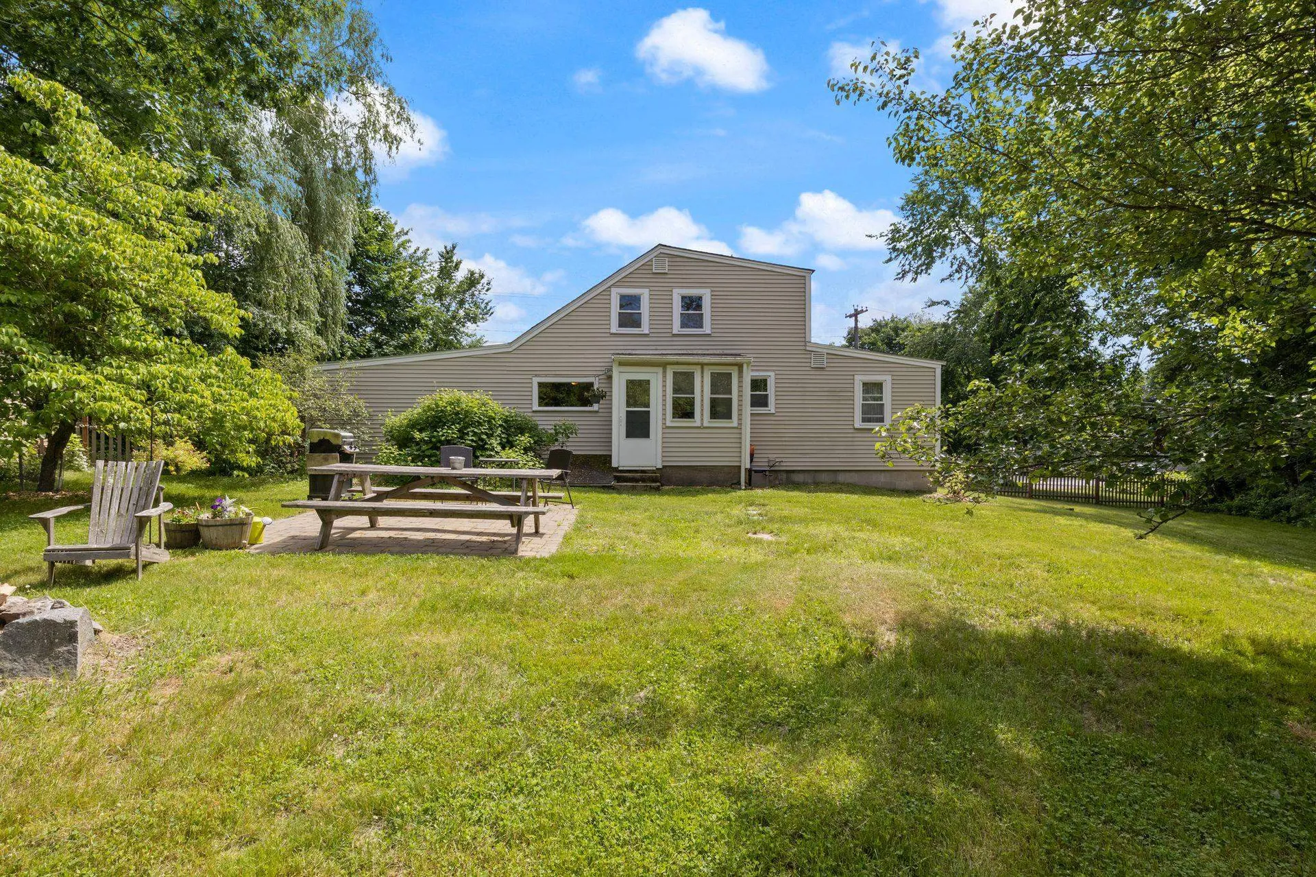 233 Littleworth Road Madbury NH 03823