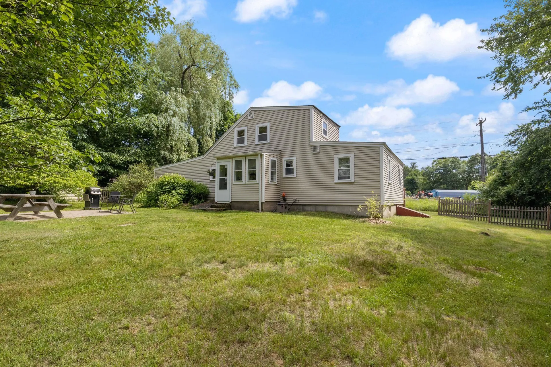 233 Littleworth Road Madbury NH 03823