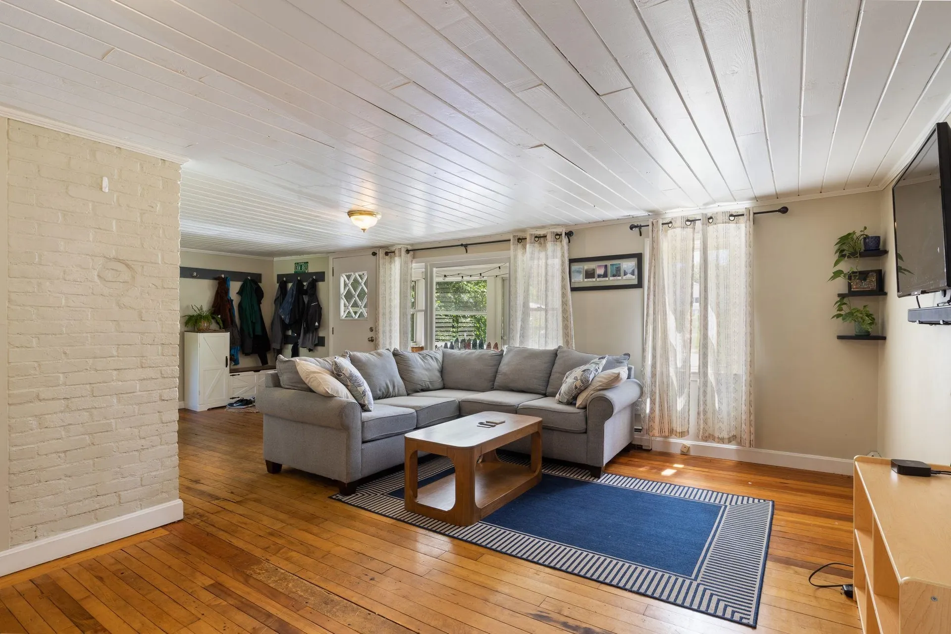 233 Littleworth Road Madbury NH 03823