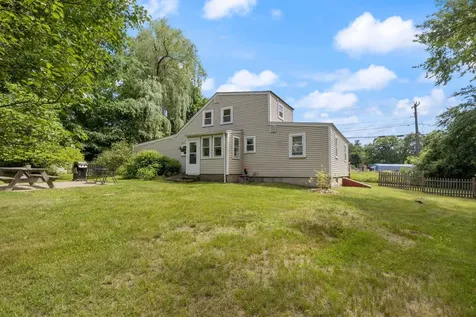 233 Littleworth Road Madbury NH 03823