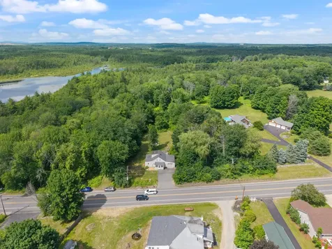 233 Littleworth Road Madbury NH 03823