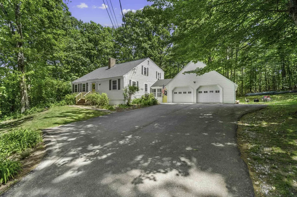 6 Bona Vista Drive Bow NH 03304