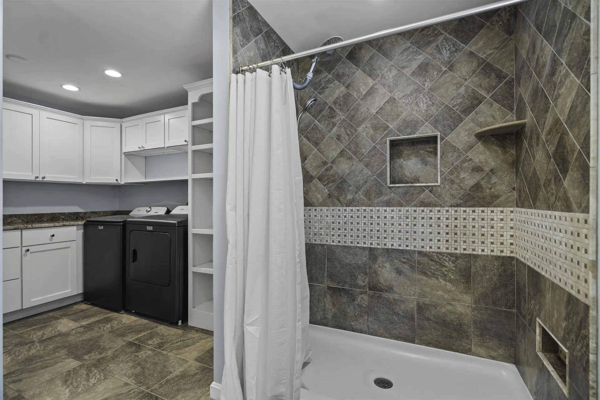 6 Bona Vista Drive Bow NH 03304
