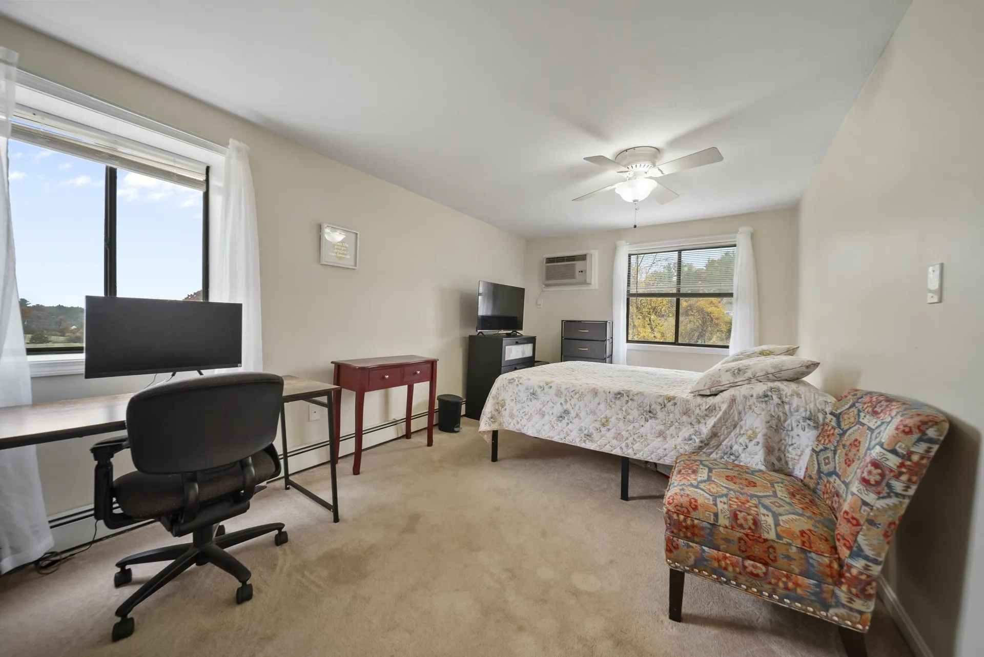 69 Bayberry Lane Londonderry NH 03053