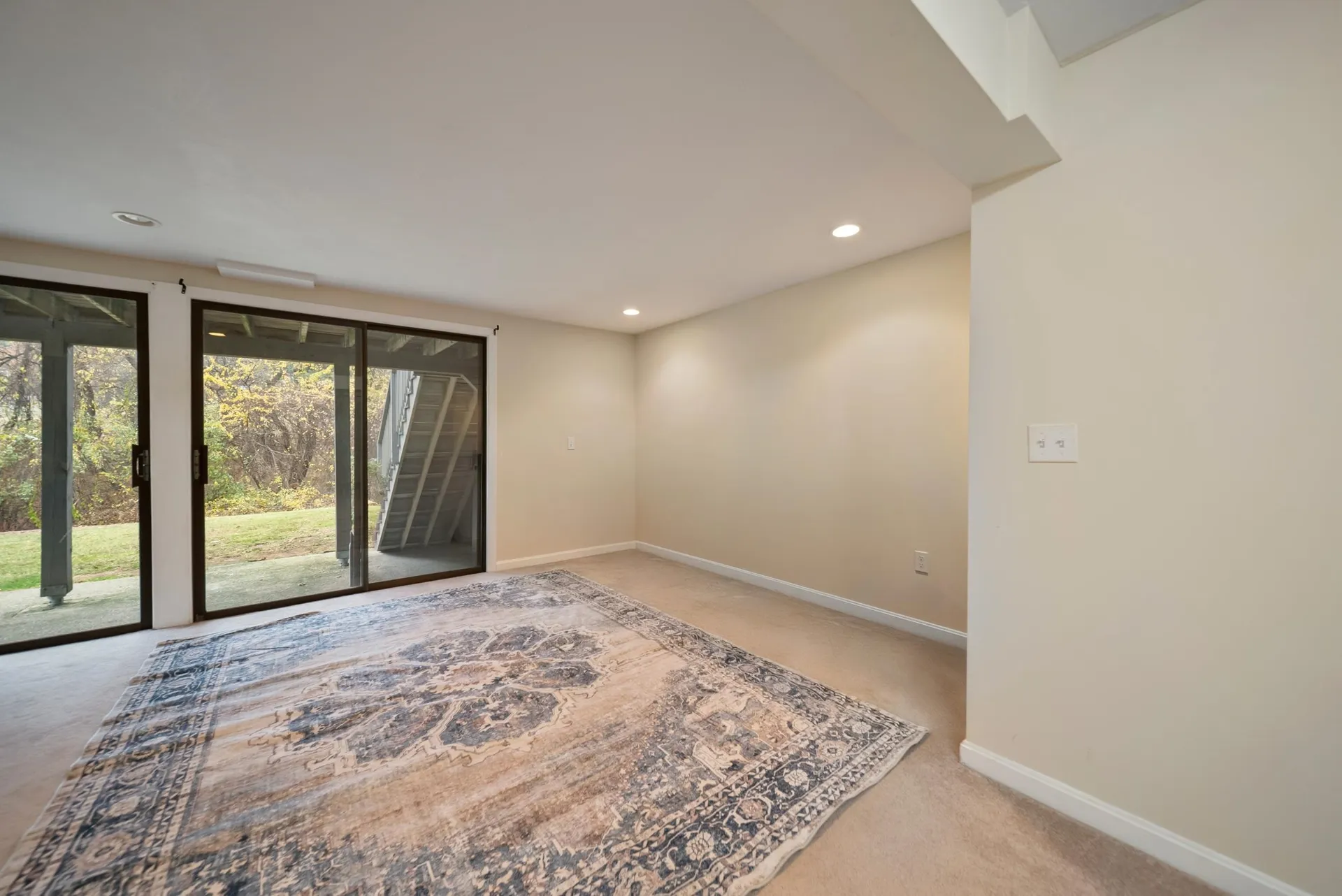 69 Bayberry Lane Londonderry NH 03053