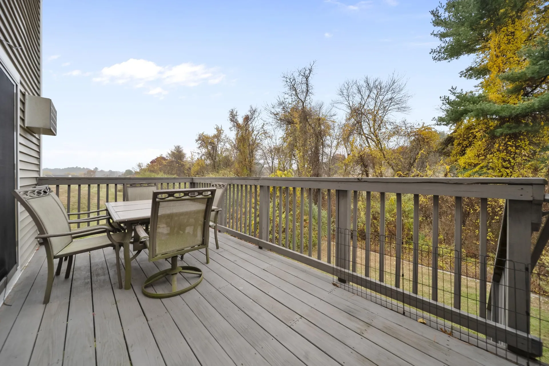 69 Bayberry Lane Londonderry NH 03053