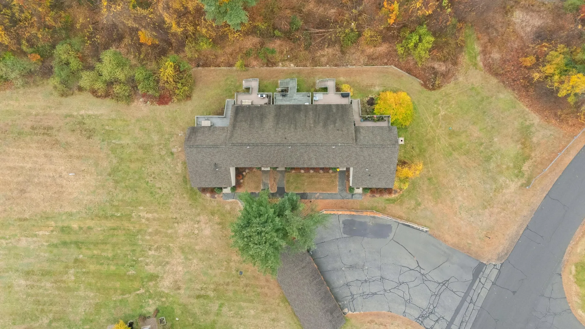 69 Bayberry Lane Londonderry NH 03053