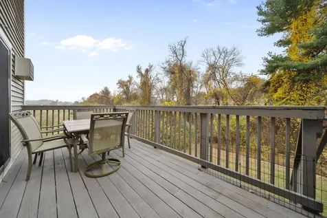 69 Bayberry Lane Londonderry NH 03053