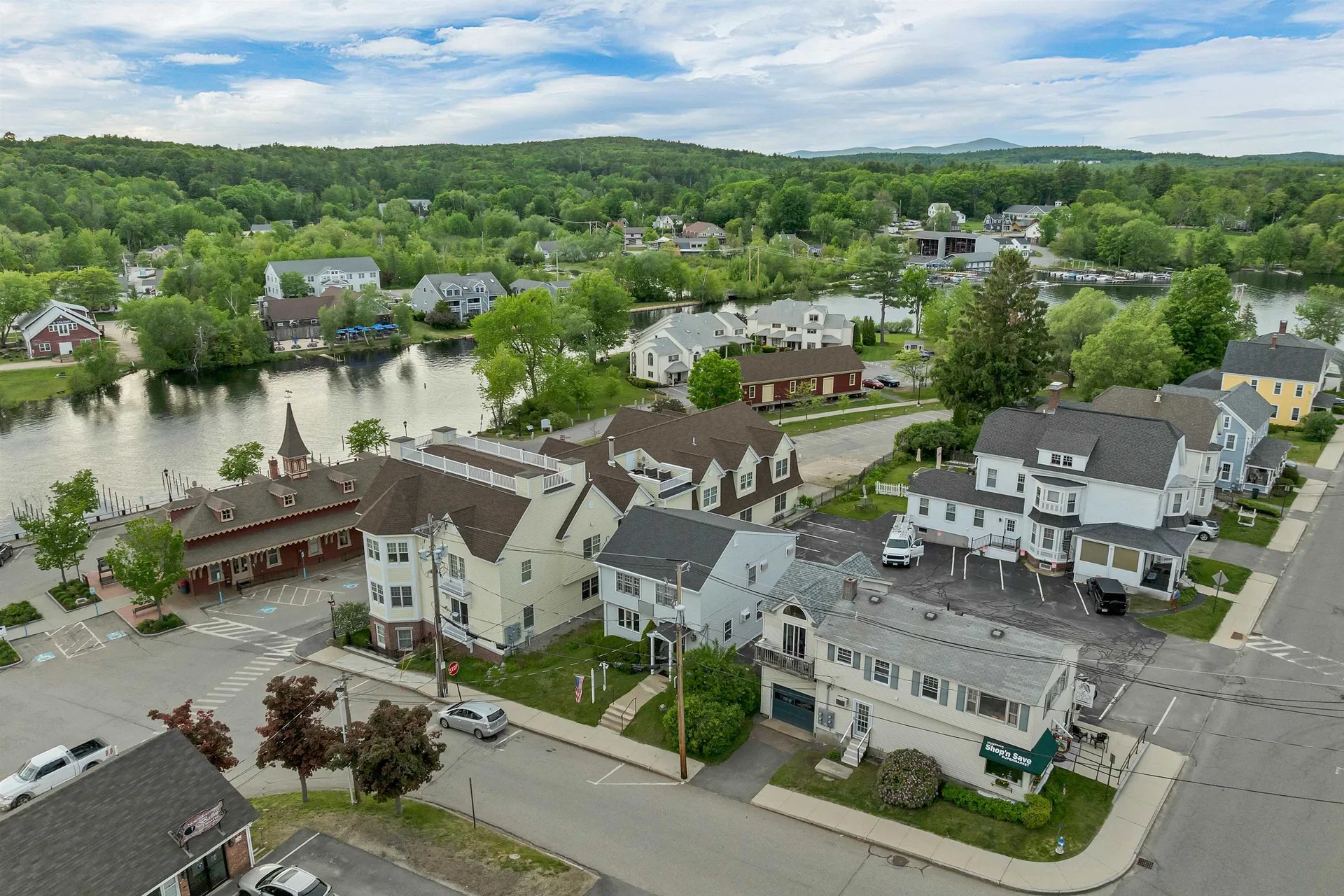 16 Depot Street Wolfeboro NH 03894
