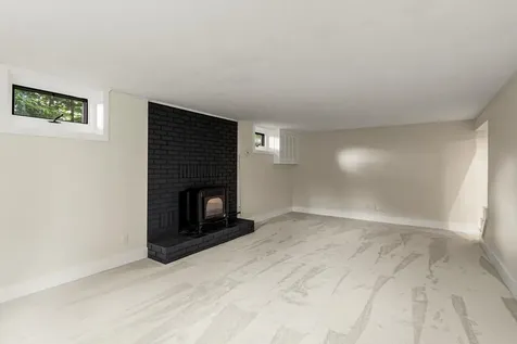 180 Laurel Hill Drive South Burlington VT 05405