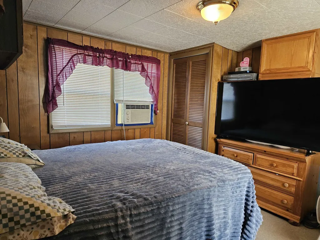 41 Hill Road Dummer NH 03588