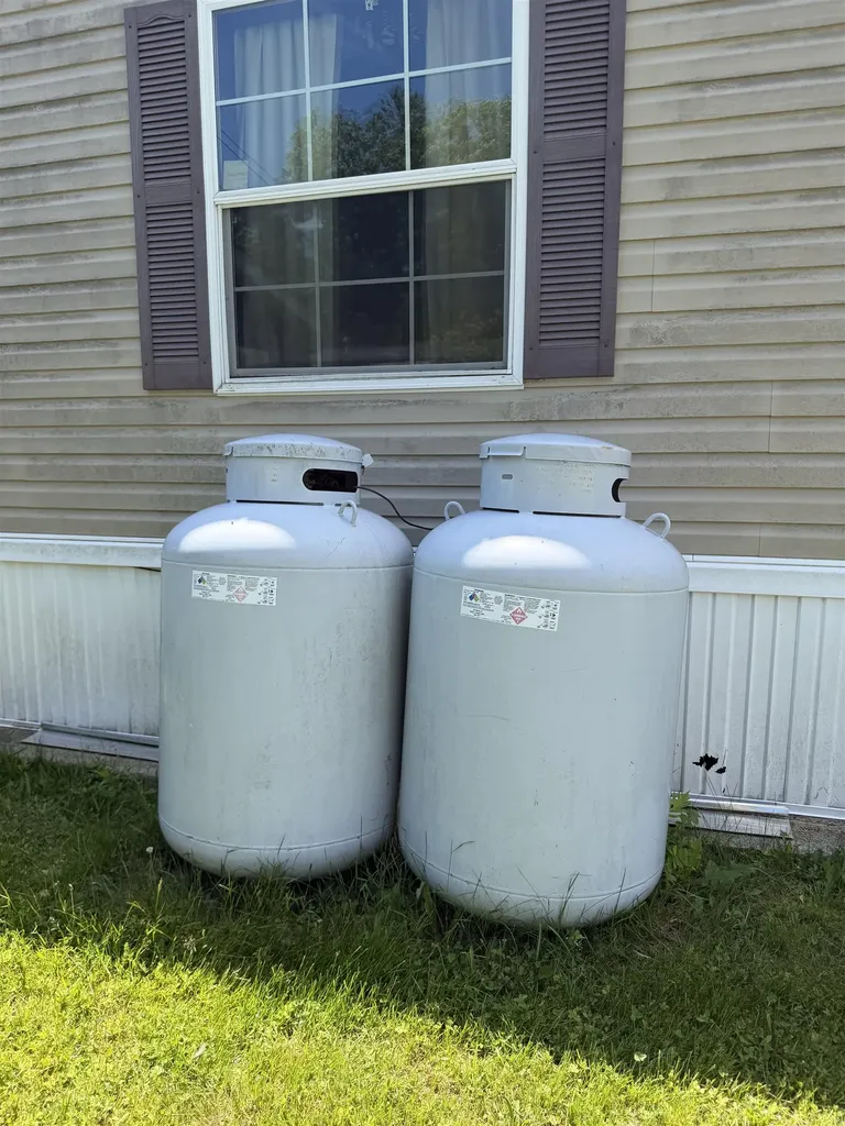 75 S Policy Street Salem NH 03079